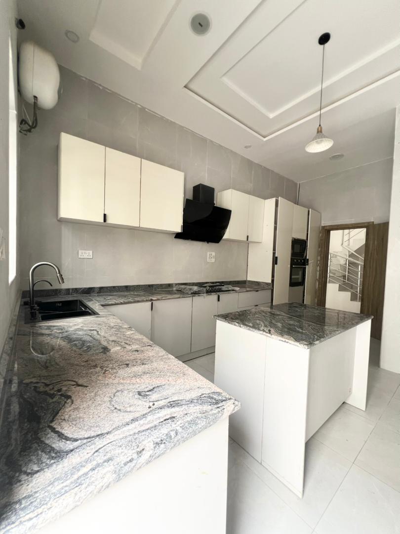 5-bedroom-fully-detached-duplex-for-sale-lagos (8)