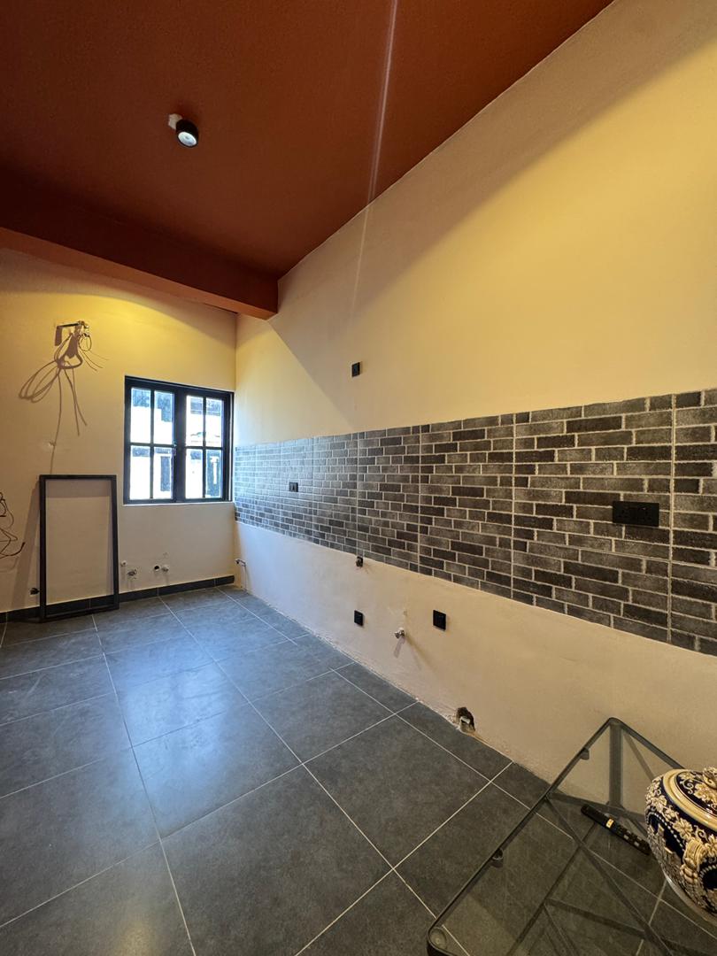 spacious-3-bedroom-apartment-freedom-way-lekki-phase-1 (7)