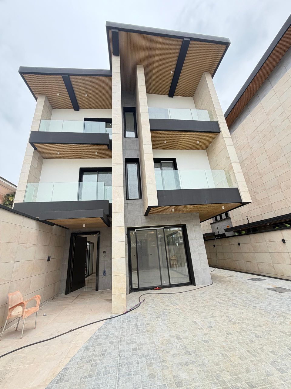 5-bedroom-duplex-for-sale-banana-island-ikoyi-lagos (13)