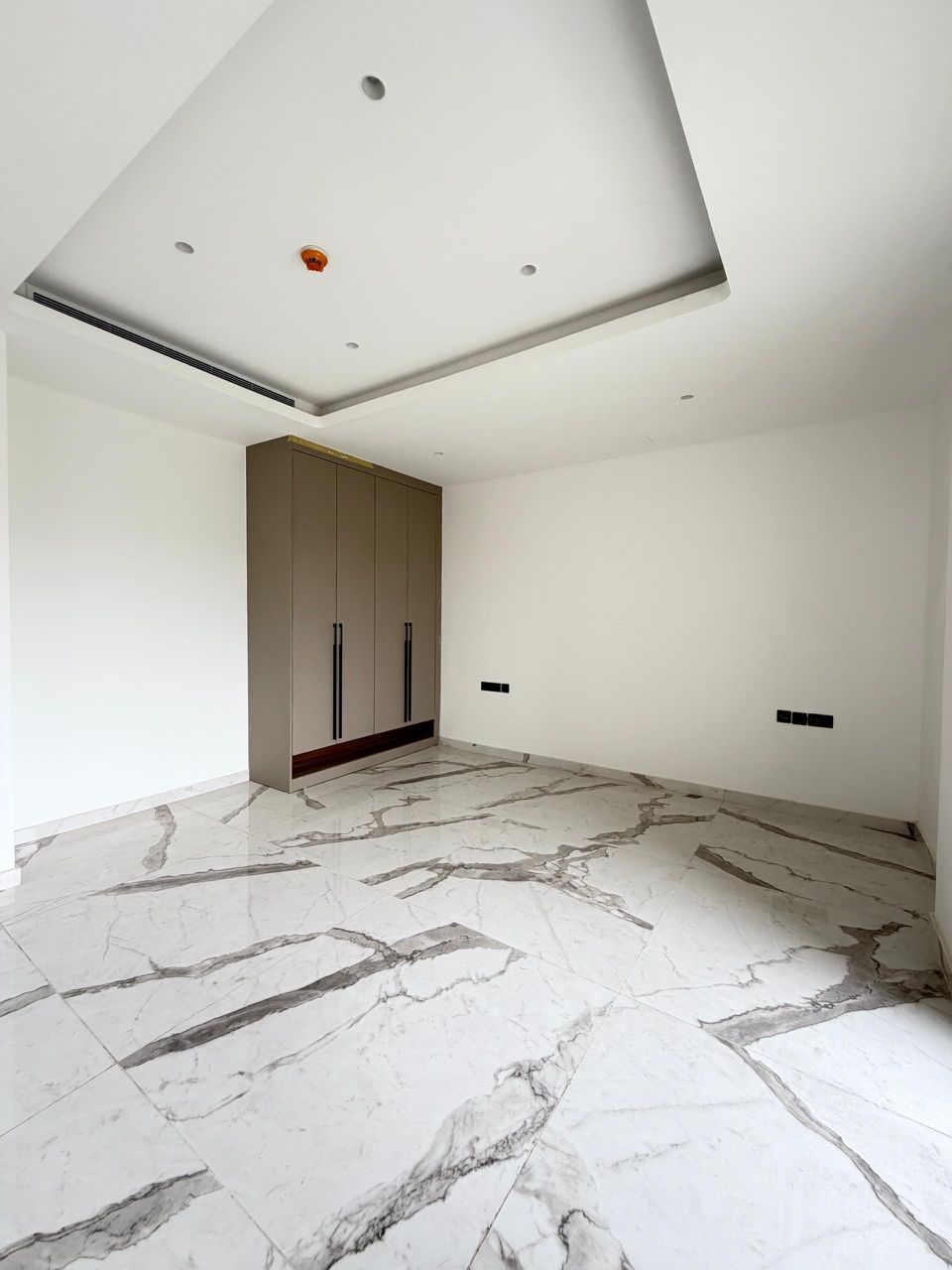 5-bedroom-duplex-for-sale-banana-island-ikoyi-lagos (14)