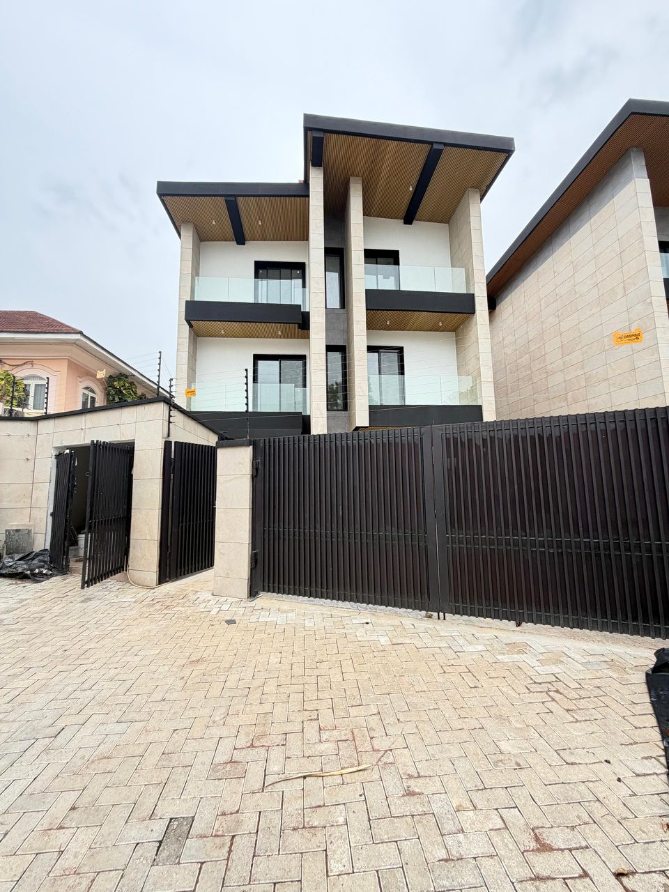 5-bedroom-duplex-for-sale-banana-island-ikoyi-lagos (18)