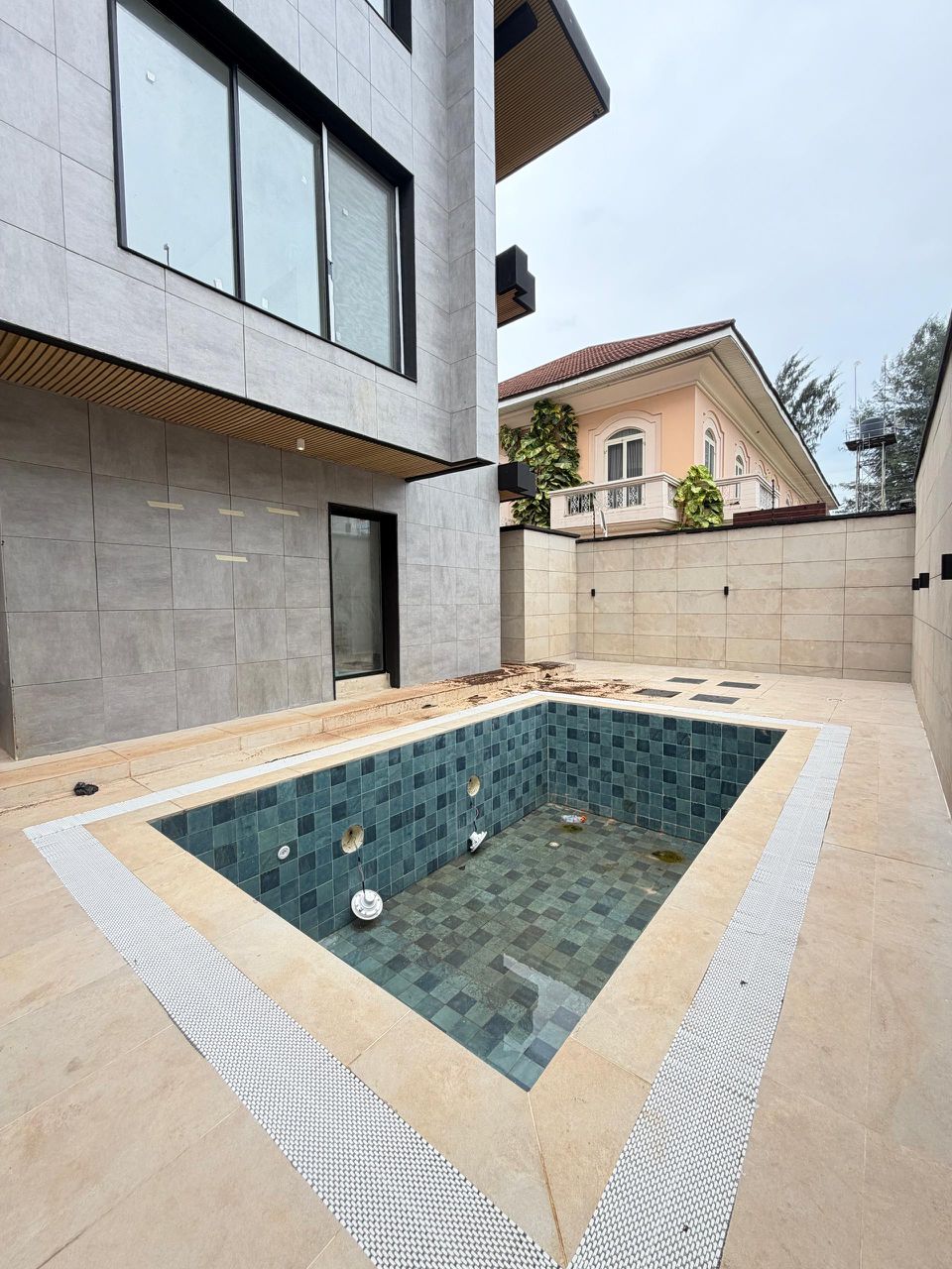 5-bedroom-duplex-for-sale-banana-island-ikoyi-lagos (5)