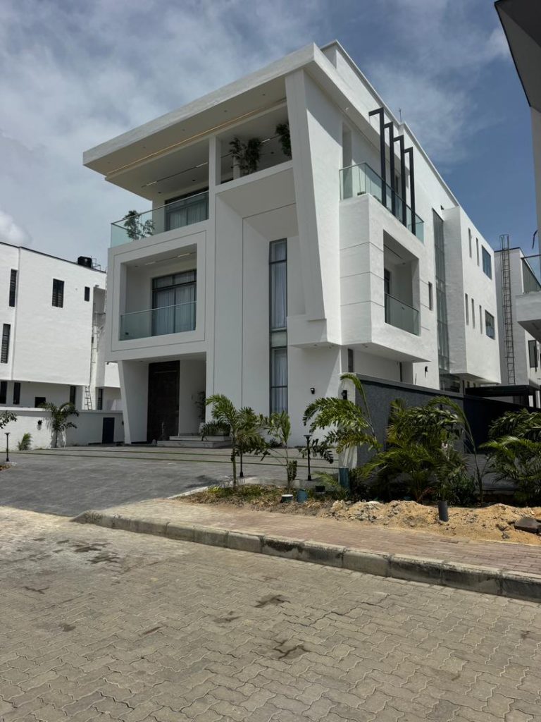 5-bedroom-house-for-sale-ikate-lekki-lagos (7)