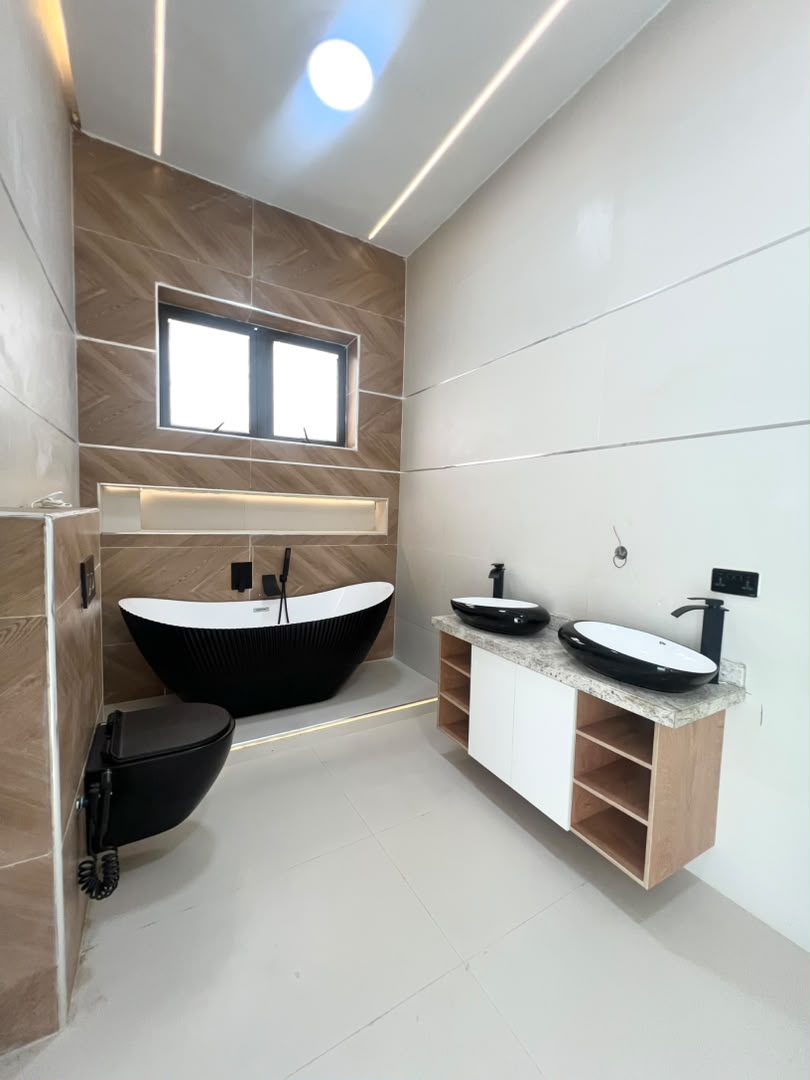 4-bedroom fully detached duplex for sale in Ajah (11)
