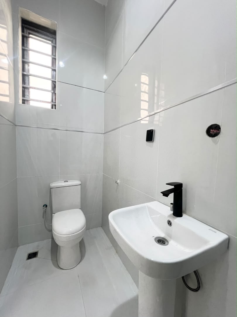 4-bedroom fully detached duplex for sale in Ajah (13)