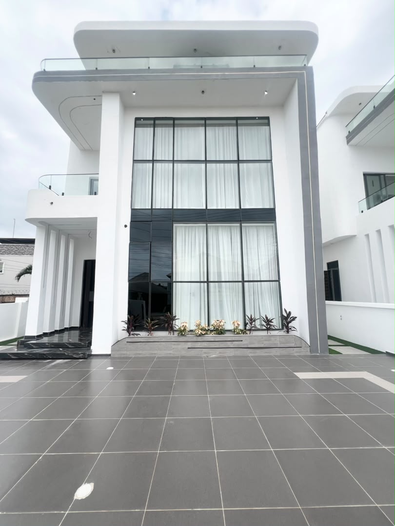 4-bedroom fully detached duplex for sale in Ajah (4)