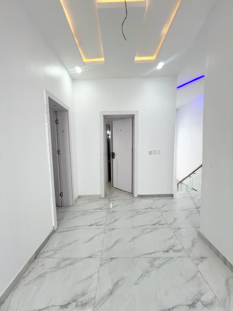 4-bedroom-fully-detached-duplex-sale-chevron-lekki (8)