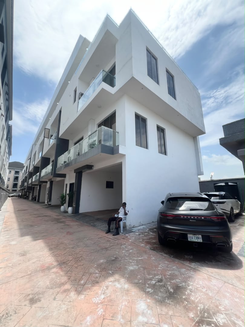 4-bedroom-terrace-duplex-victoria-island-lagos (1)