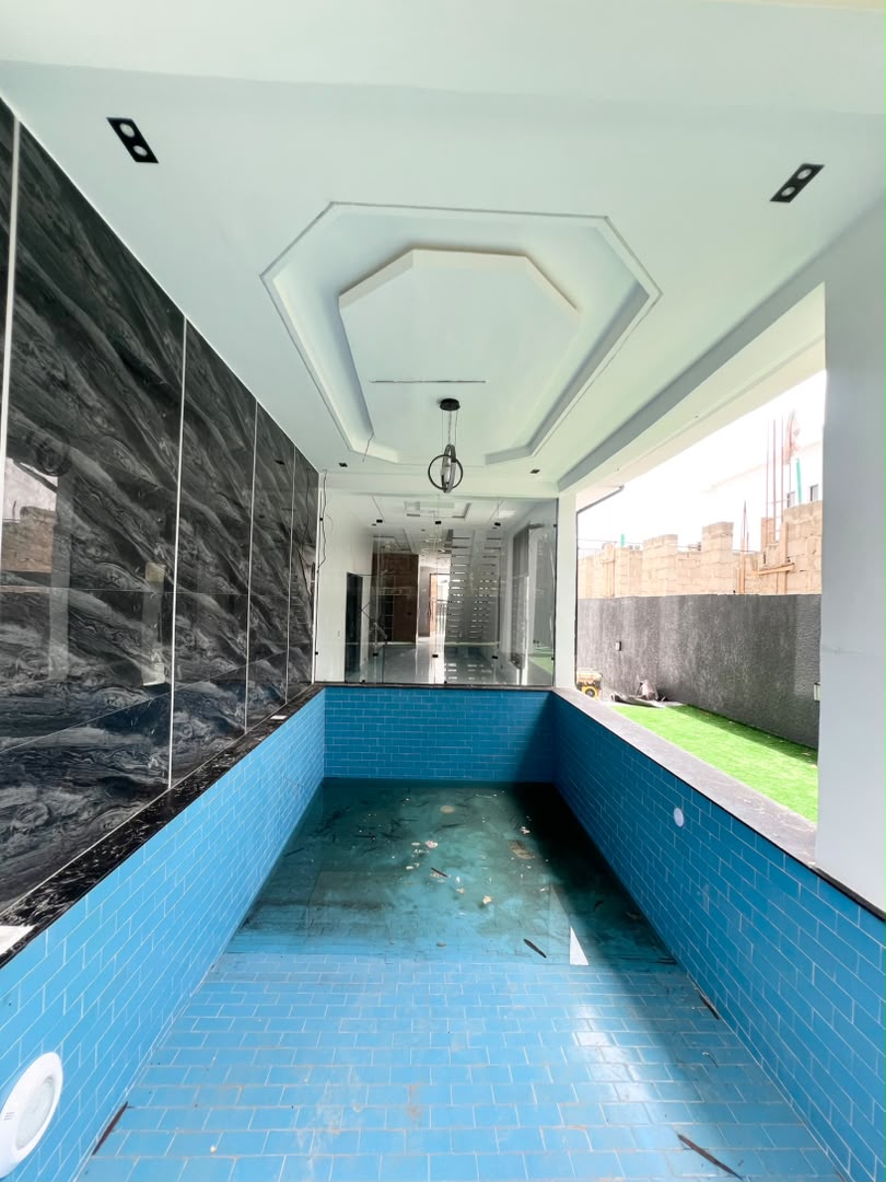 6-bedroom-fully-detached-duplex-chevron-lekki-lagos (7)