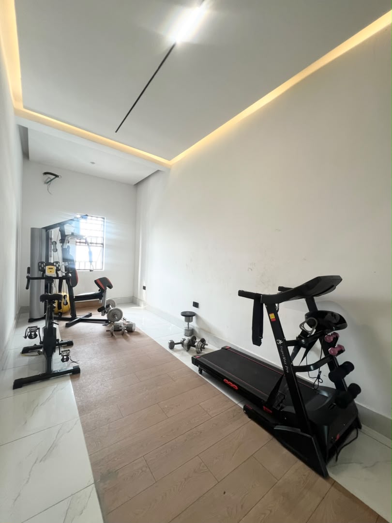 luxury-2-bedroom-apartment-for-sale-lekki-phase-1-lagos-affiliate-realtor (4)
