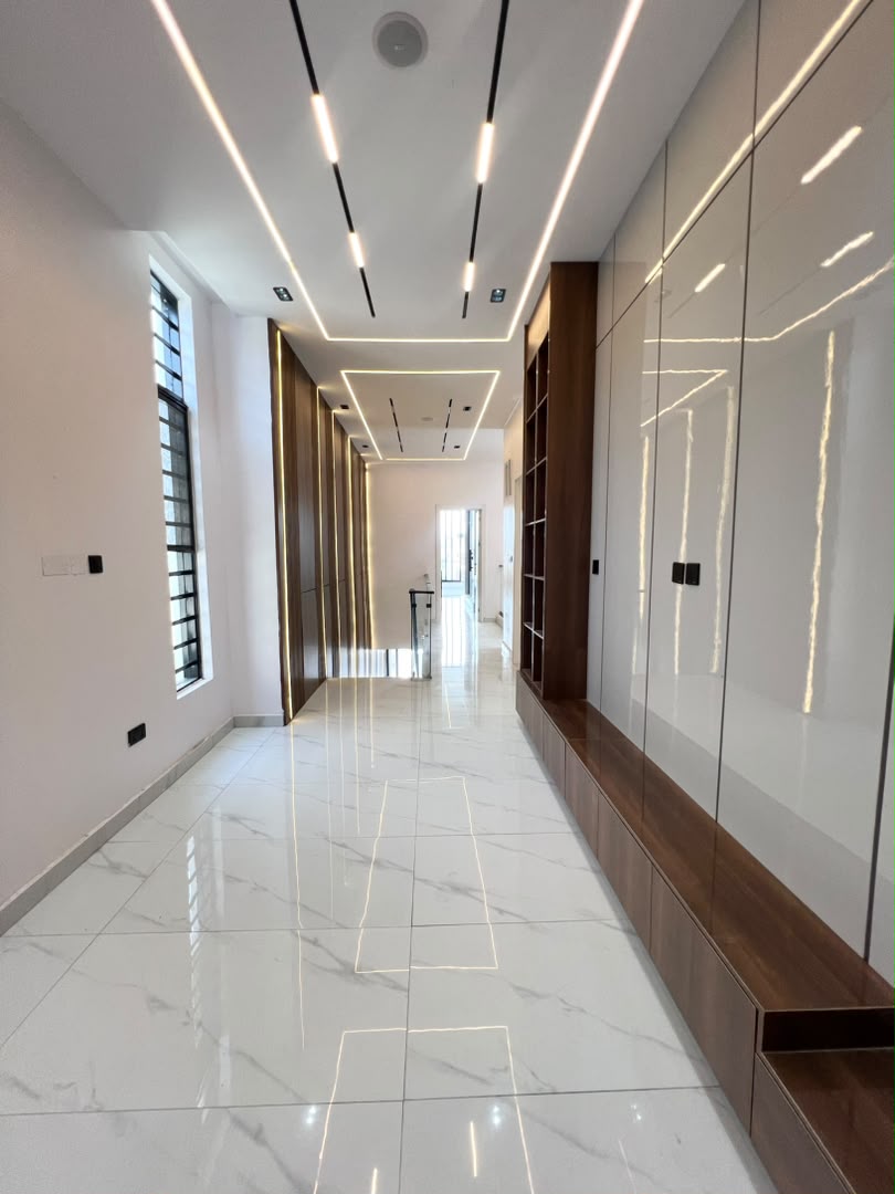 verified-2-bedroom-apartments-for-sale-ikate-lekki-lagos (9)