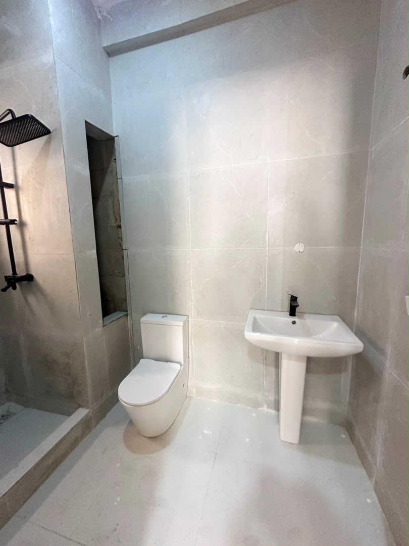 3-bedroom-apartment-osapa-london-lekki-lagos-1 (6)