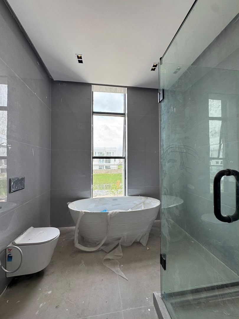 5-bedroom duplex with a pool Next (10)
