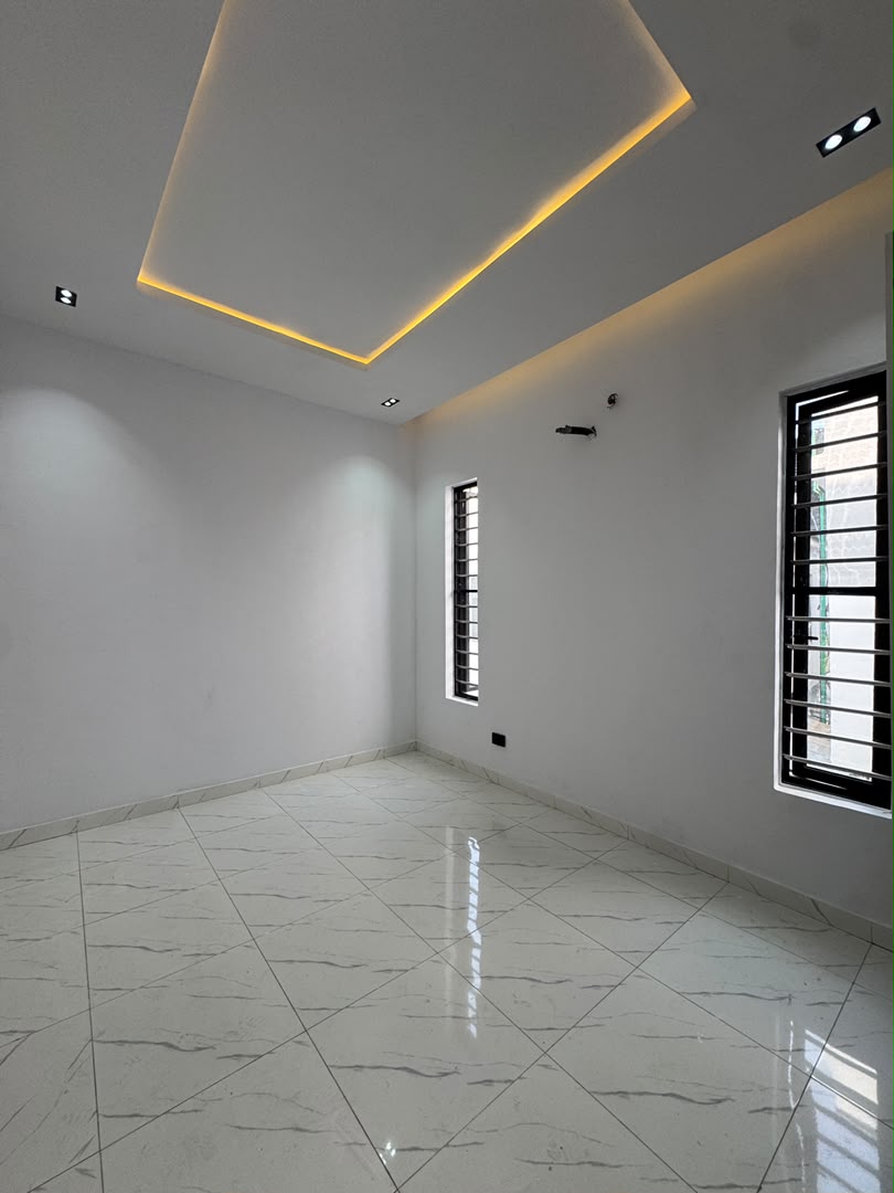 5-bedroom-property-ikota-lekki-lagos-1 (13)
