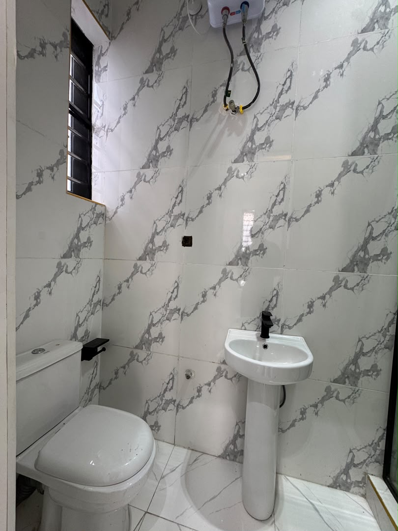 5-bedroom-property-ikota-lekki-lagos-1 (14)