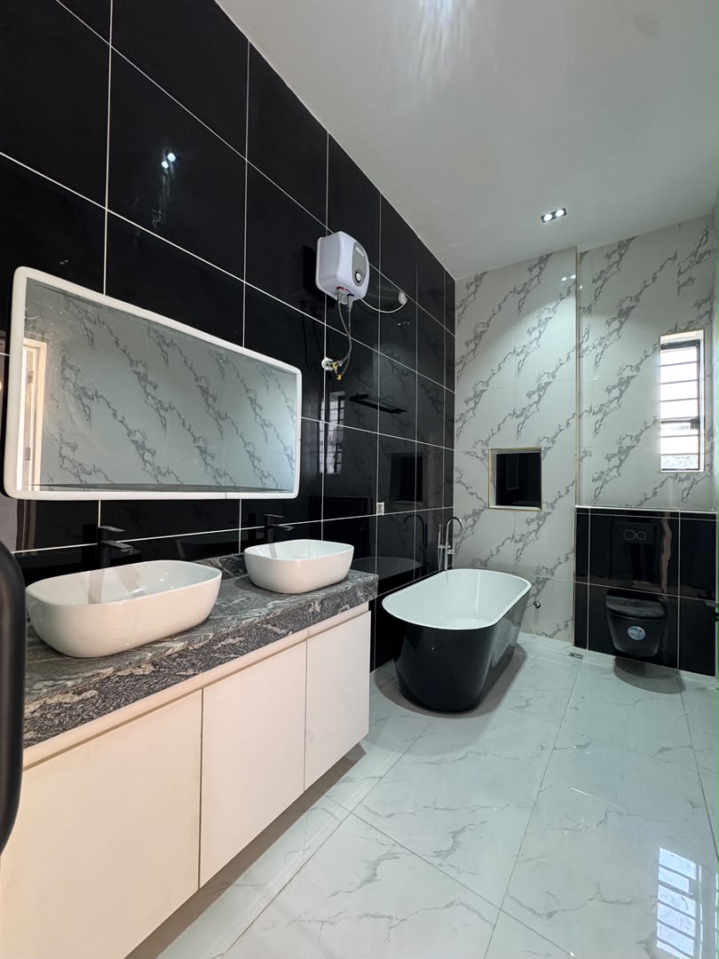 5-bedroom-property-ikota-lekki-lagos-1 (2)