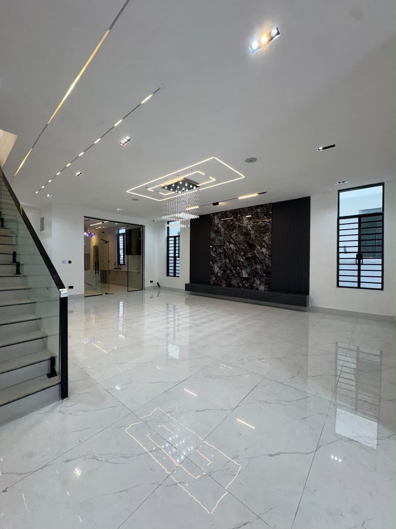 Fully Detached House For Sale in CHEVRON DRIVE LEKKI (16)