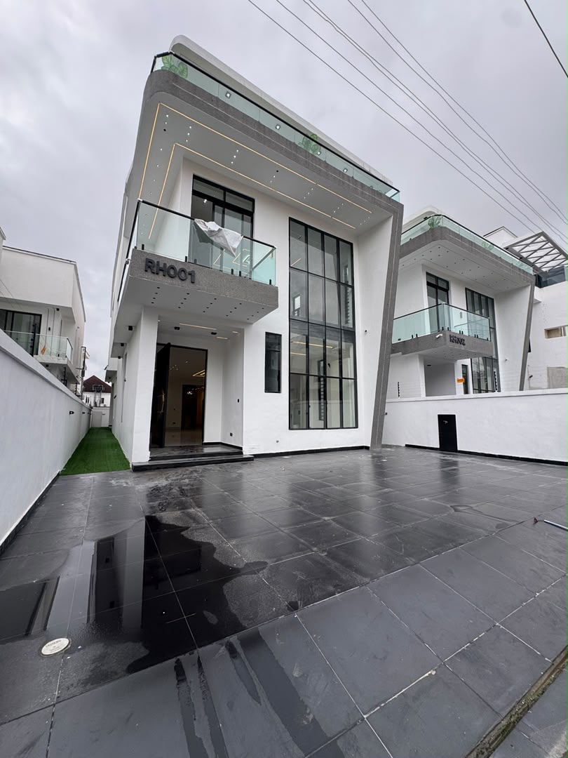 Fully-Detached-House-For-Sale-in-CHEVRON-DRIVE-LEKKI
