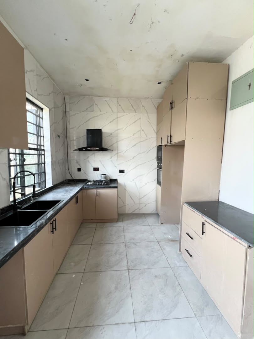 4-bedroom-semi-detached-duplex-sangotedo-ajah-lagos-1 (10)