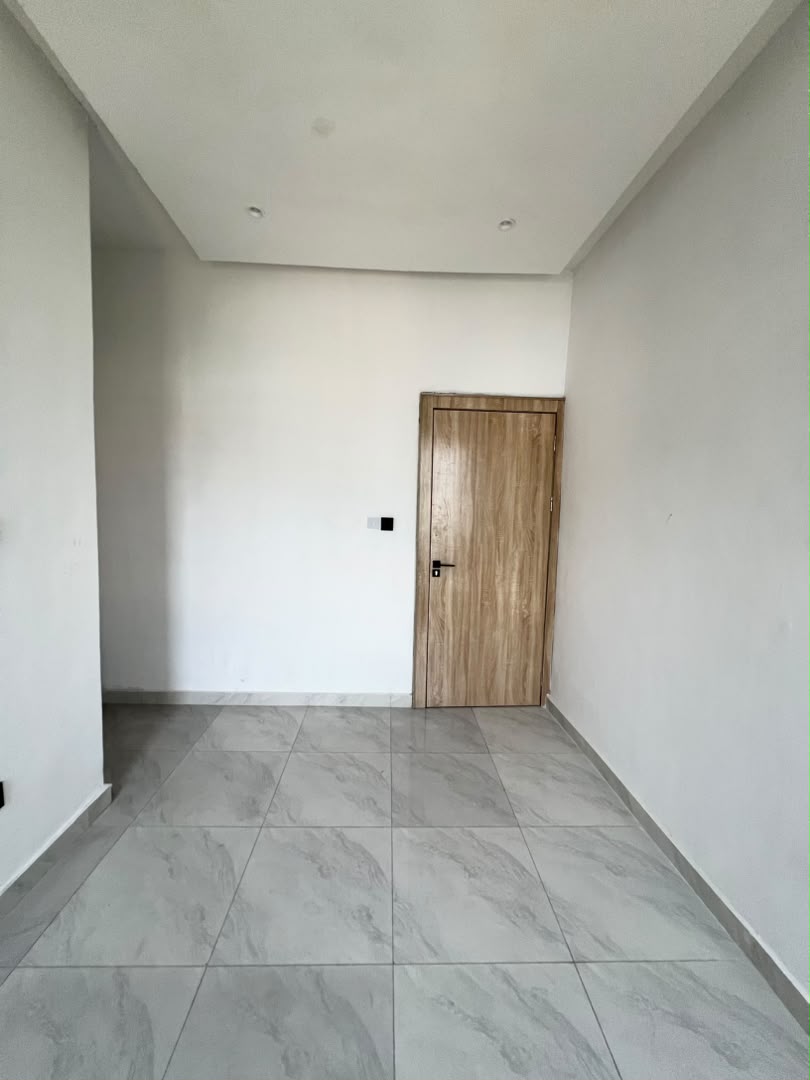 4-bedroom-semi-detached-duplex-sangotedo-ajah-lagos-1 (14)
